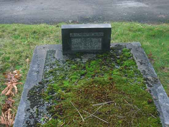 image of gravestone