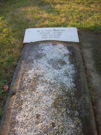 image of gravestone