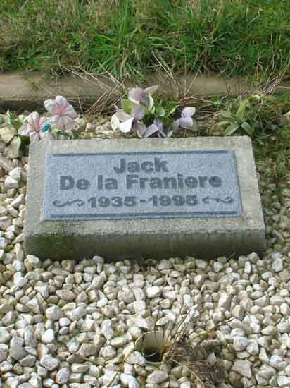 image of gravestone