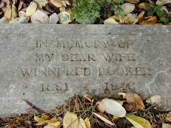 image of gravestone