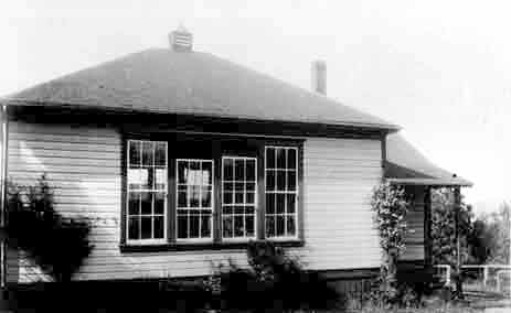 Vesuvius Central School frame building