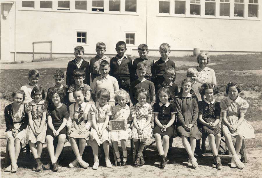 Consolidated School class photo