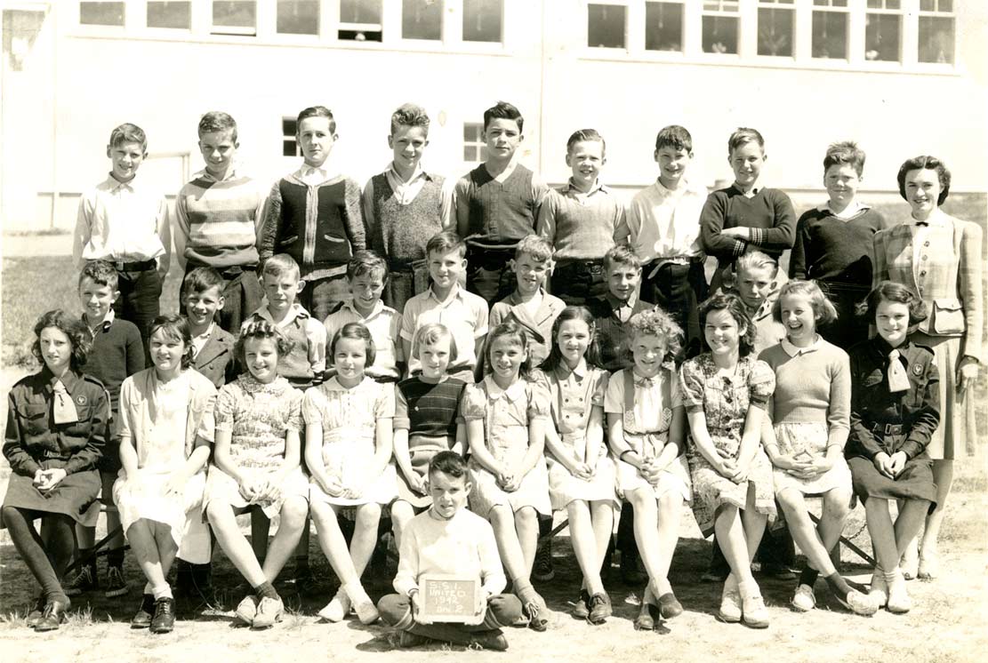 Consolidated School class photo
