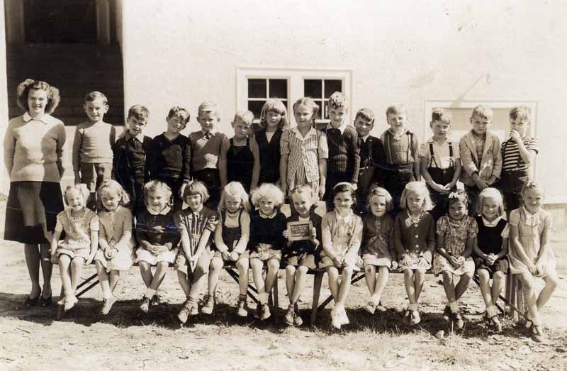 Consolidated School class photo