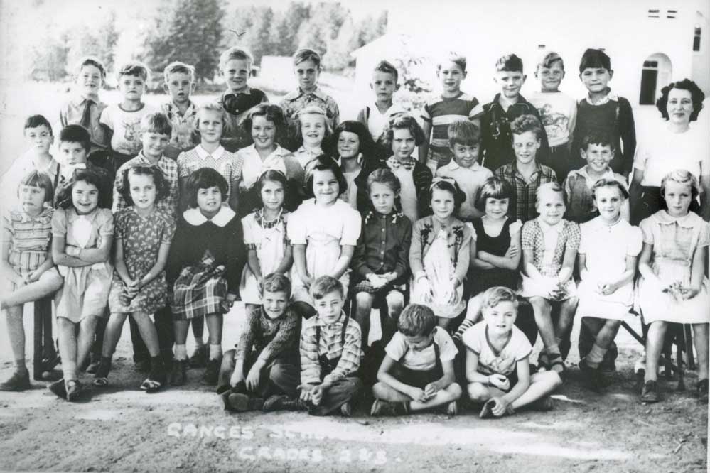 Consolidated School class photo