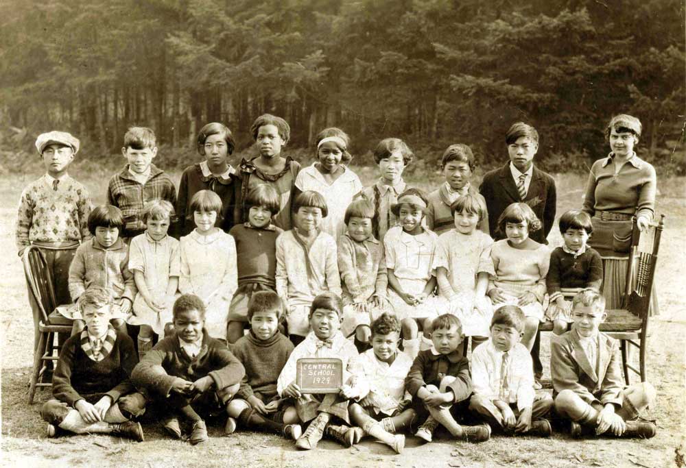 Central School 1929 class photo