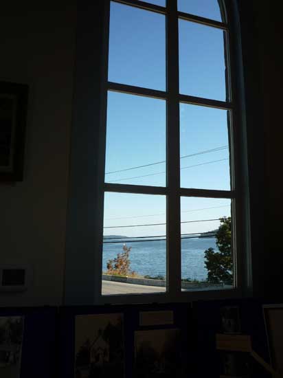 24. REUNION OF HAWAI#1DB46B