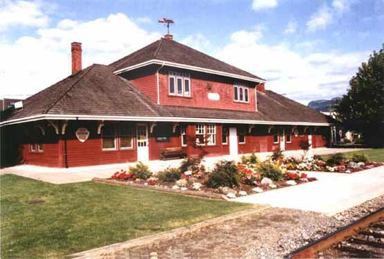 Duncan train station building