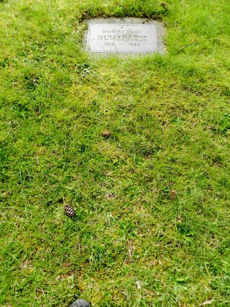 image of gravestone