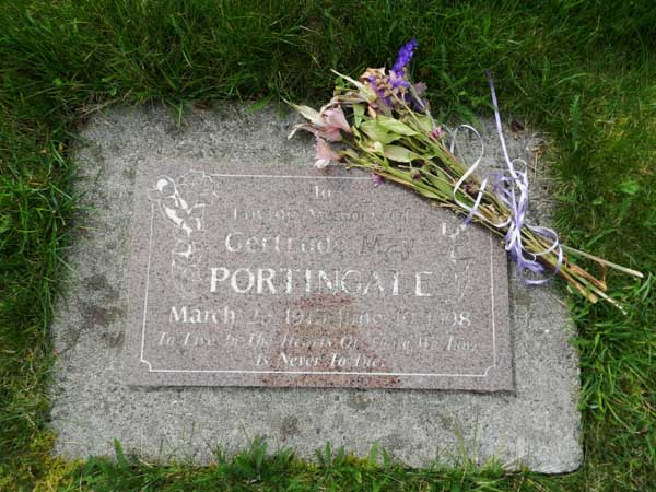 image of gravestone